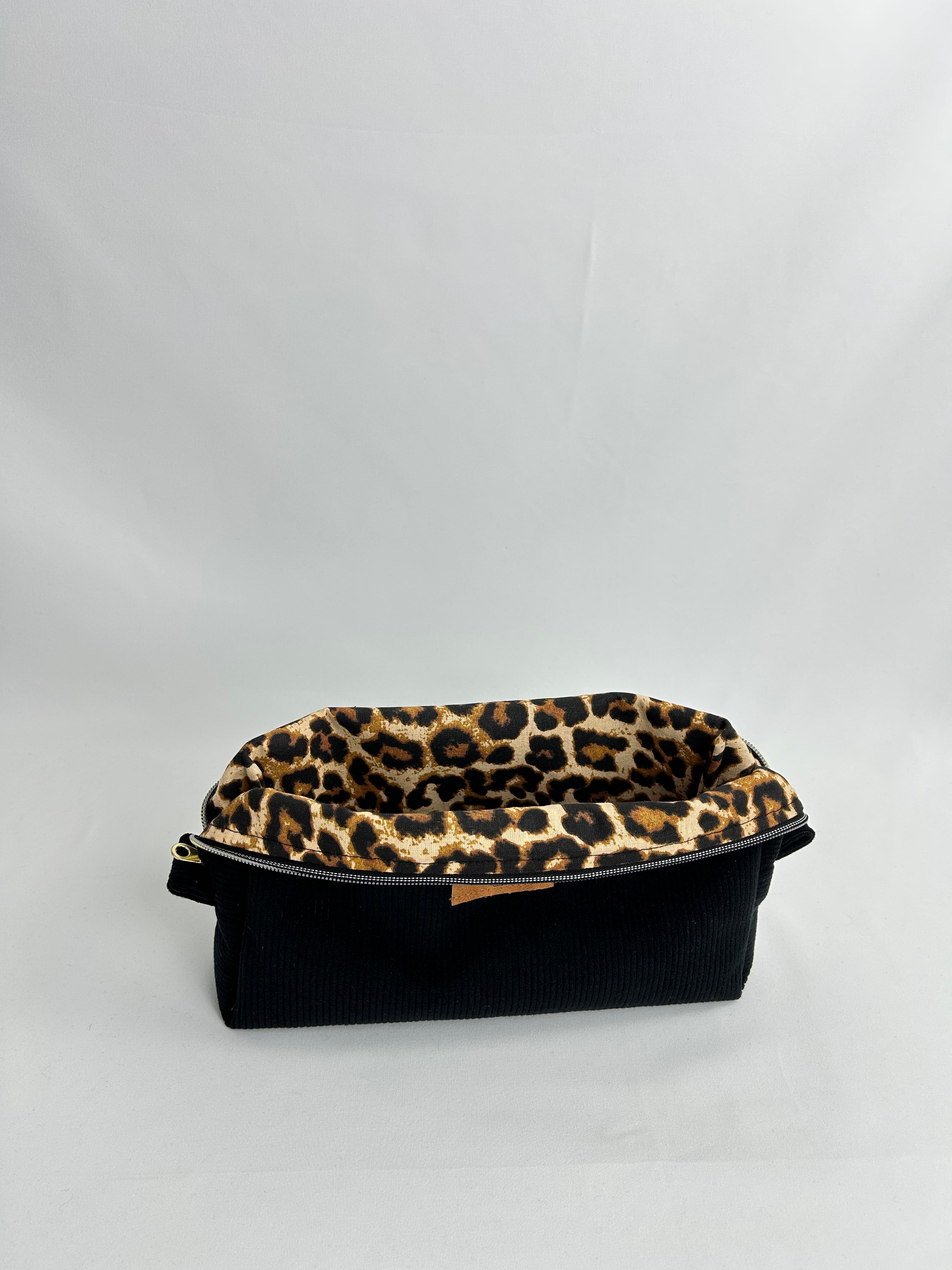 Trousse à maquillage noir