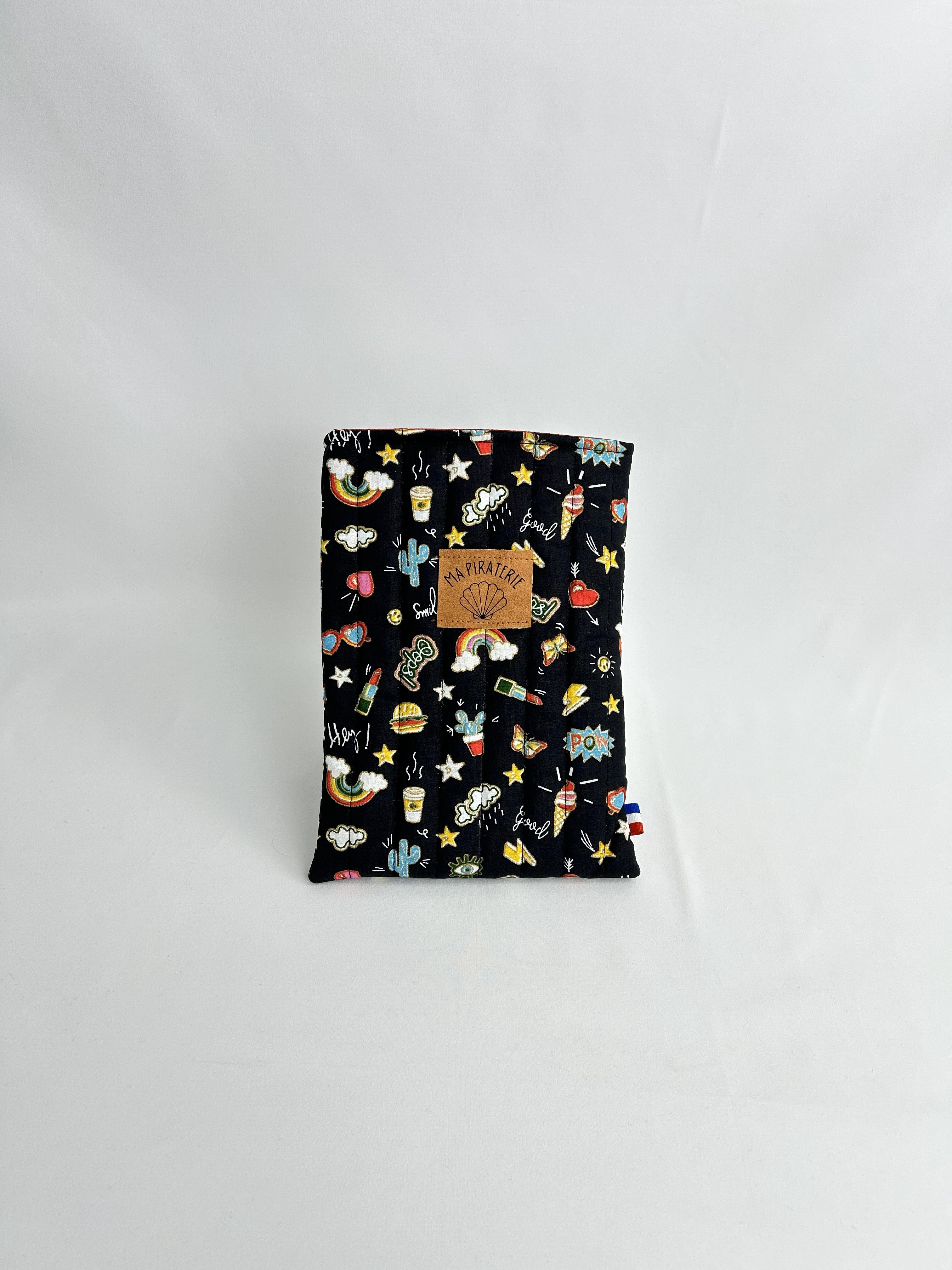 Housse de livre Pin up