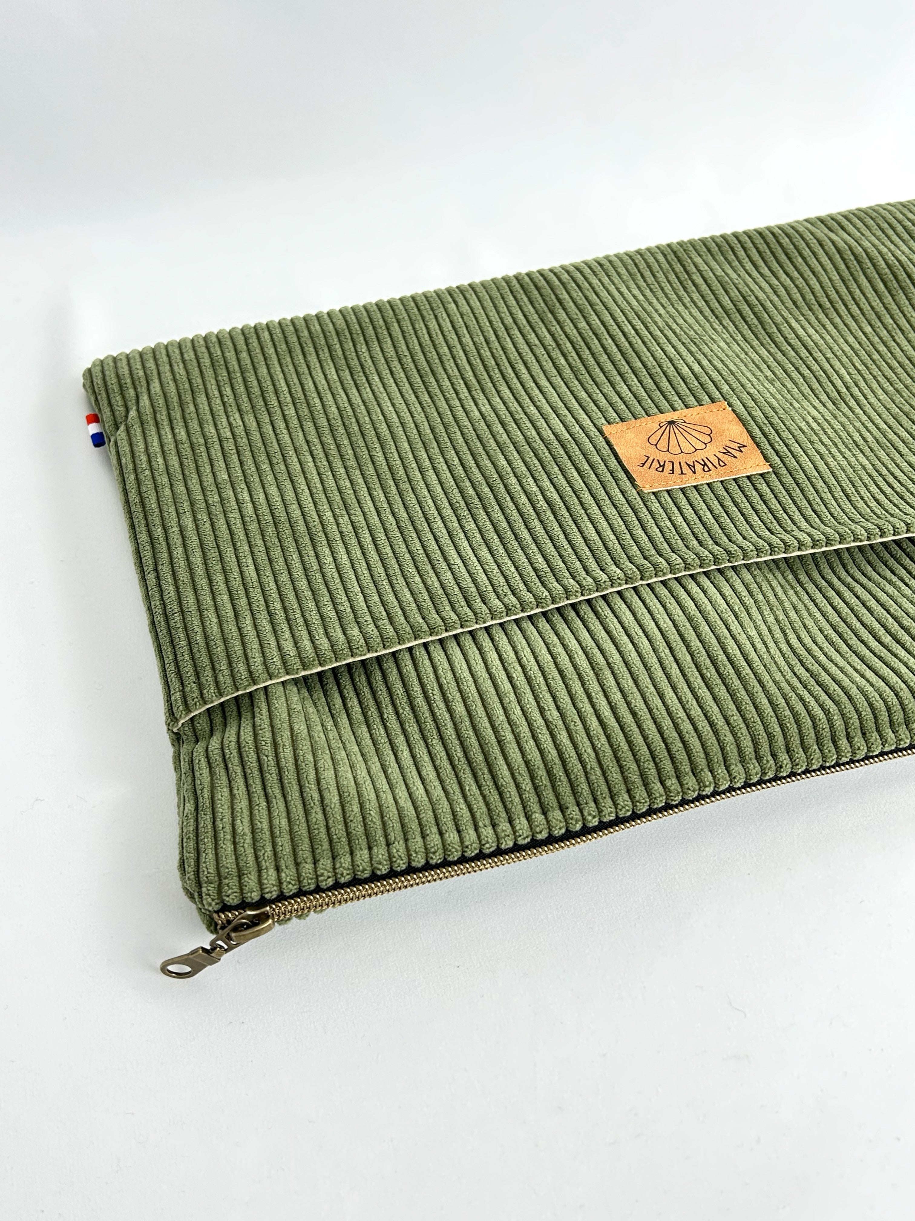 Housse d'ordinateur kaki