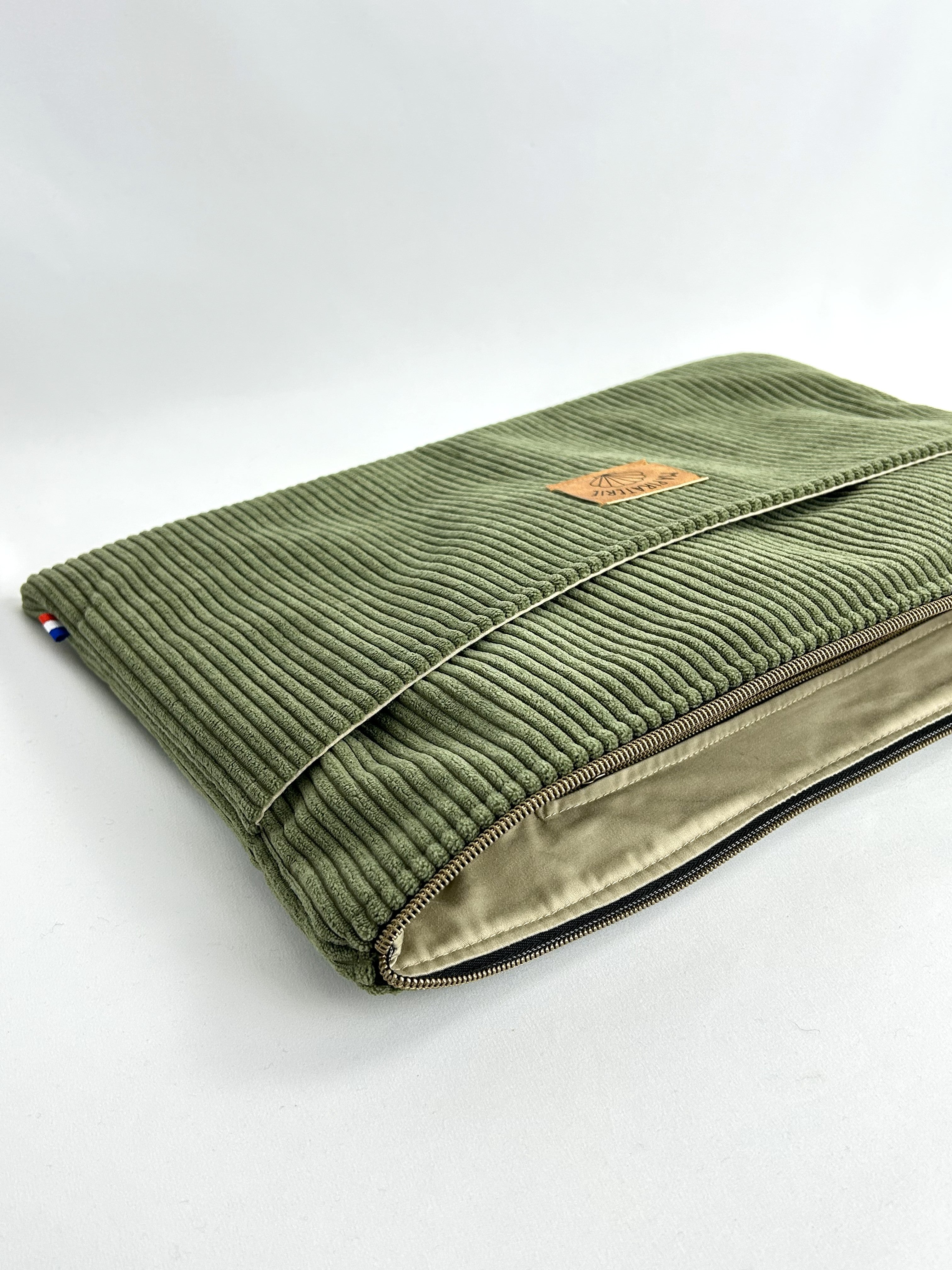 Housse d'ordinateur kaki