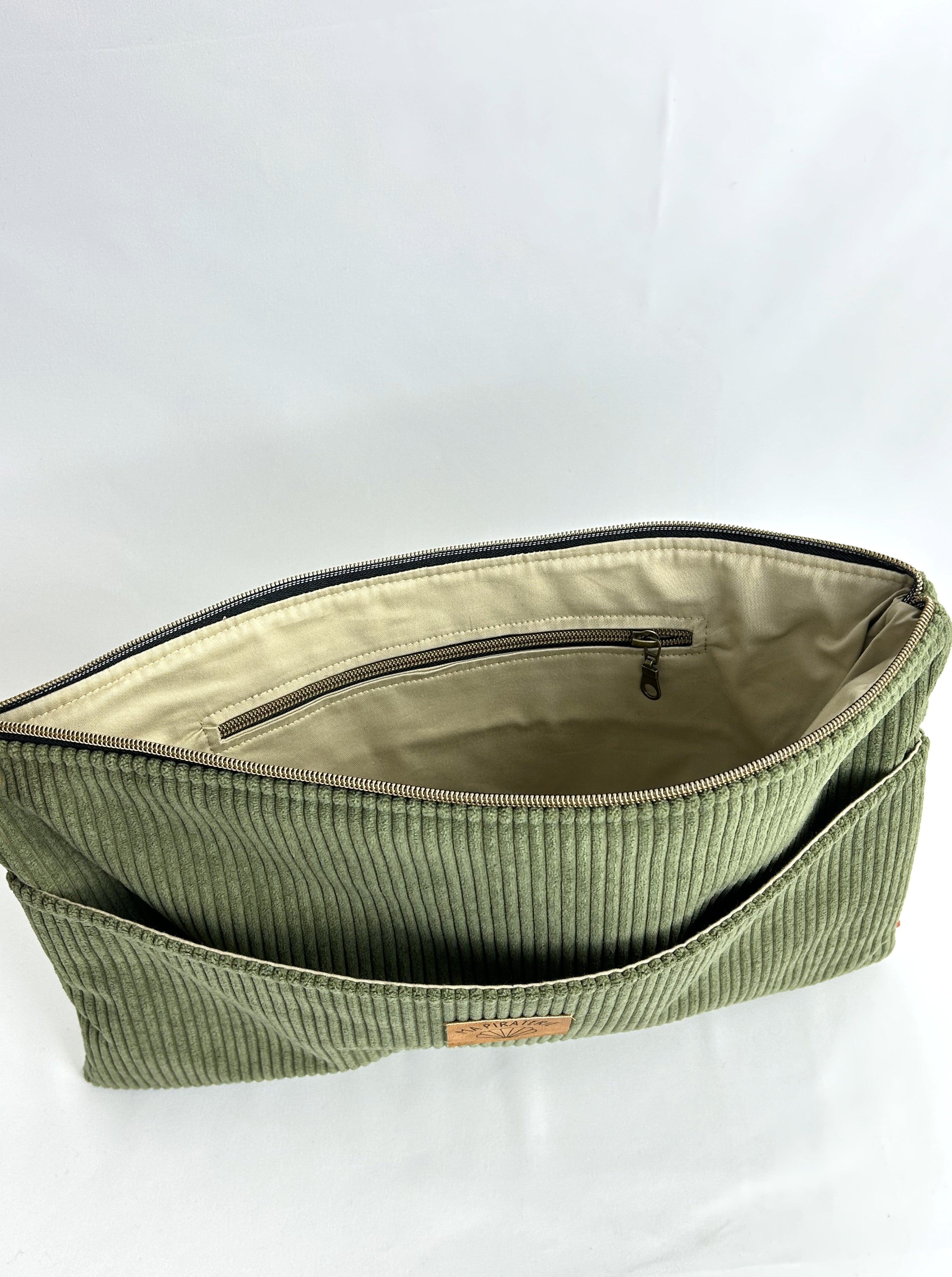 Housse d'ordinateur kaki